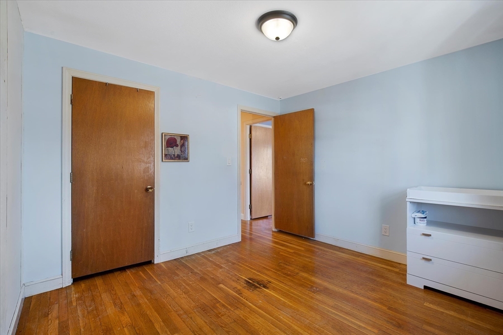 20 Westlea Ter
