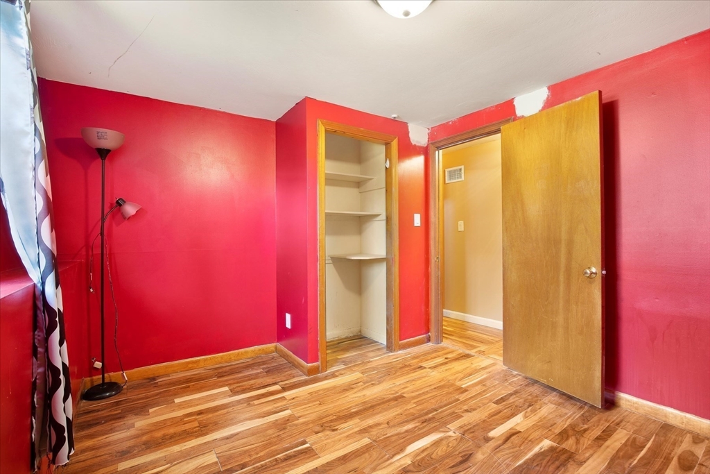 20 Westlea Ter