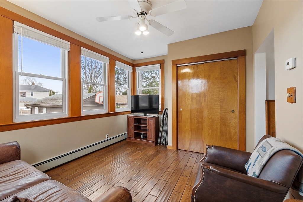 16 Wycliff Ave