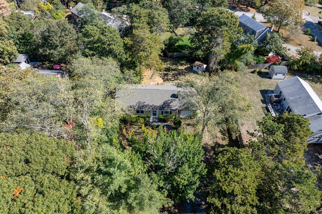 49 Village Ln