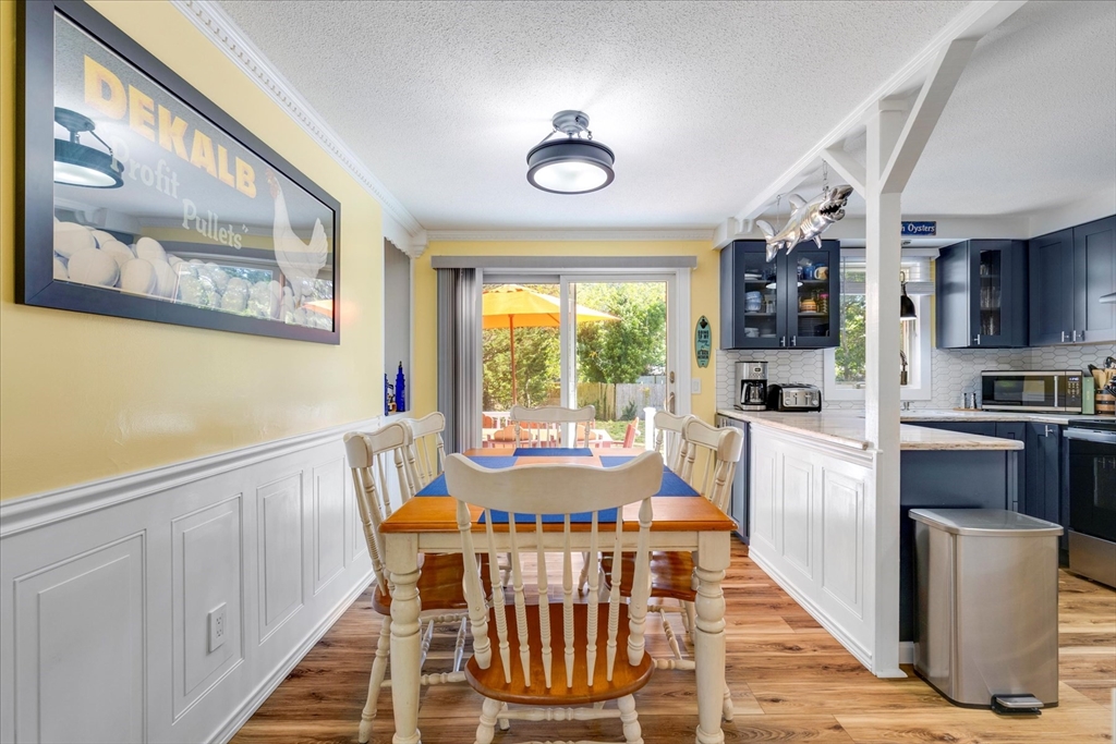 49 Village Ln
