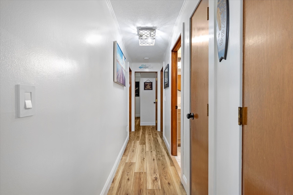 49 Village Ln