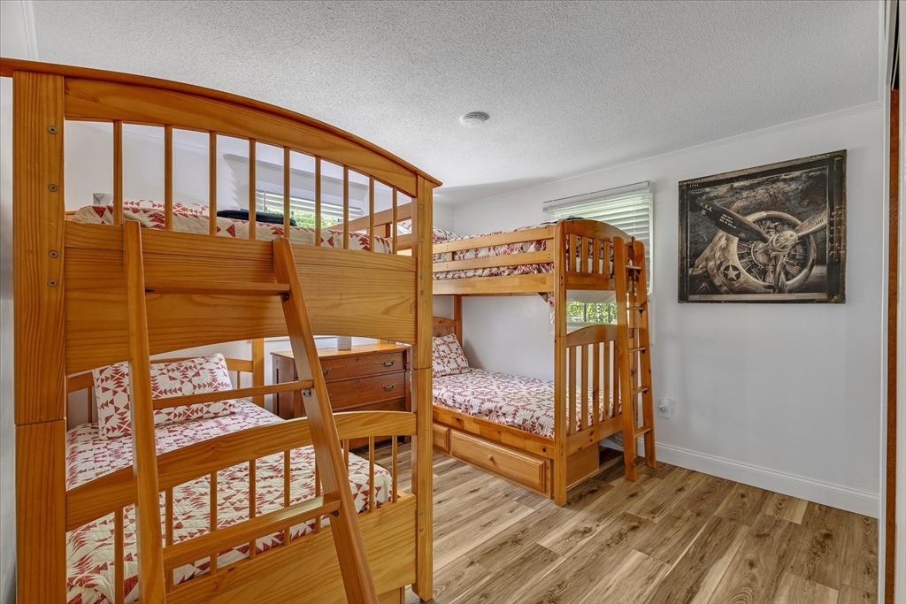 49 Village Ln