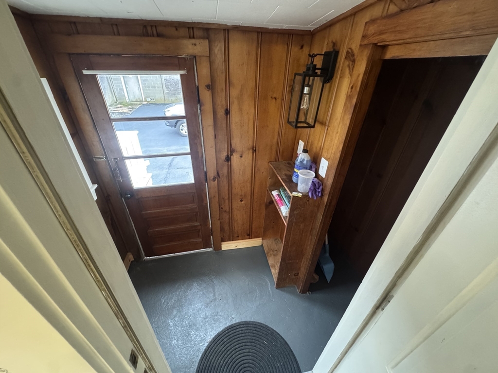 39 Burt St