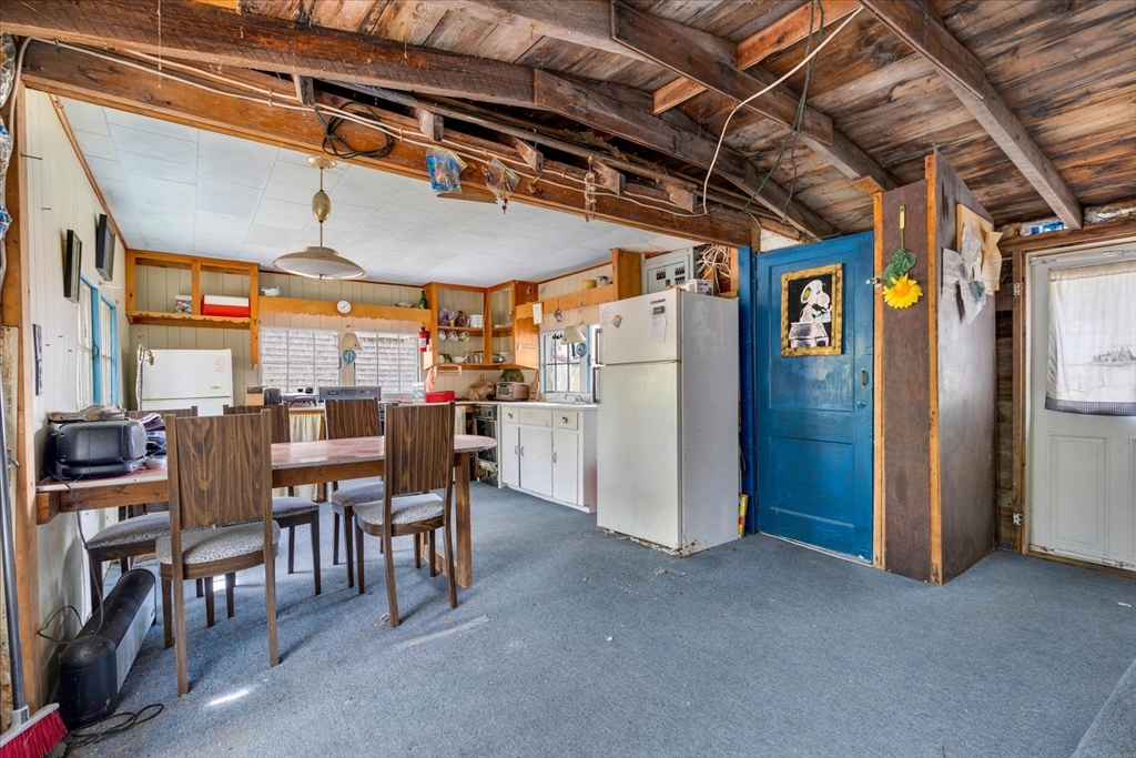 14 Old Colony Ave