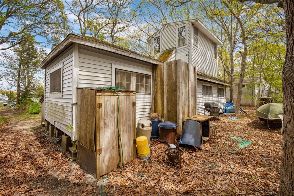 14 Old Colony Ave