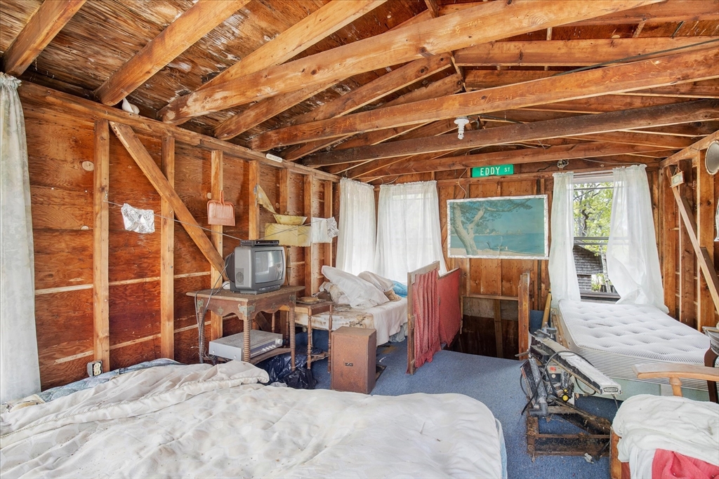 14 Old Colony Ave