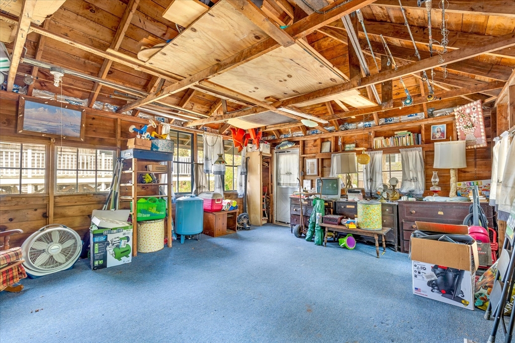 14 Old Colony Ave