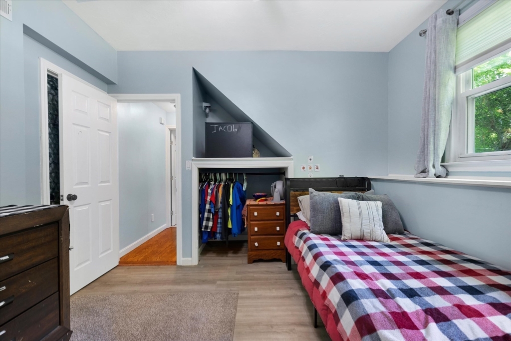 2 Wilson Ln