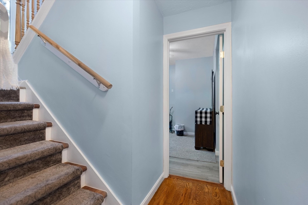2 Wilson Ln