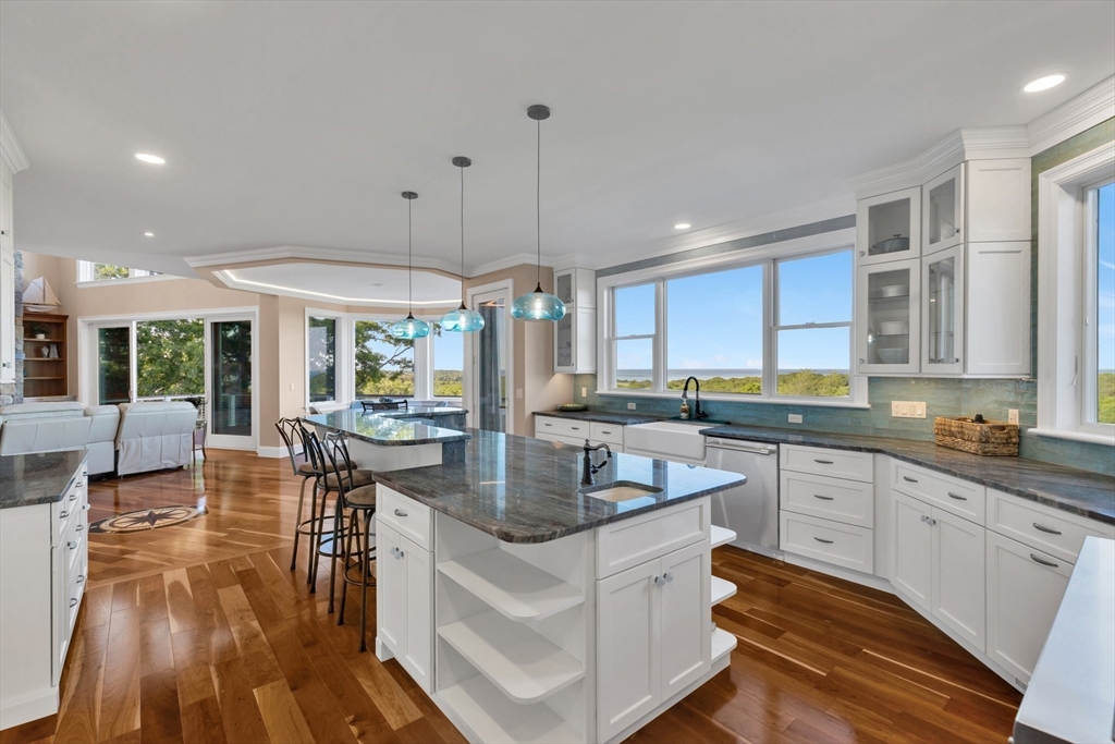 9 Clare Rd
