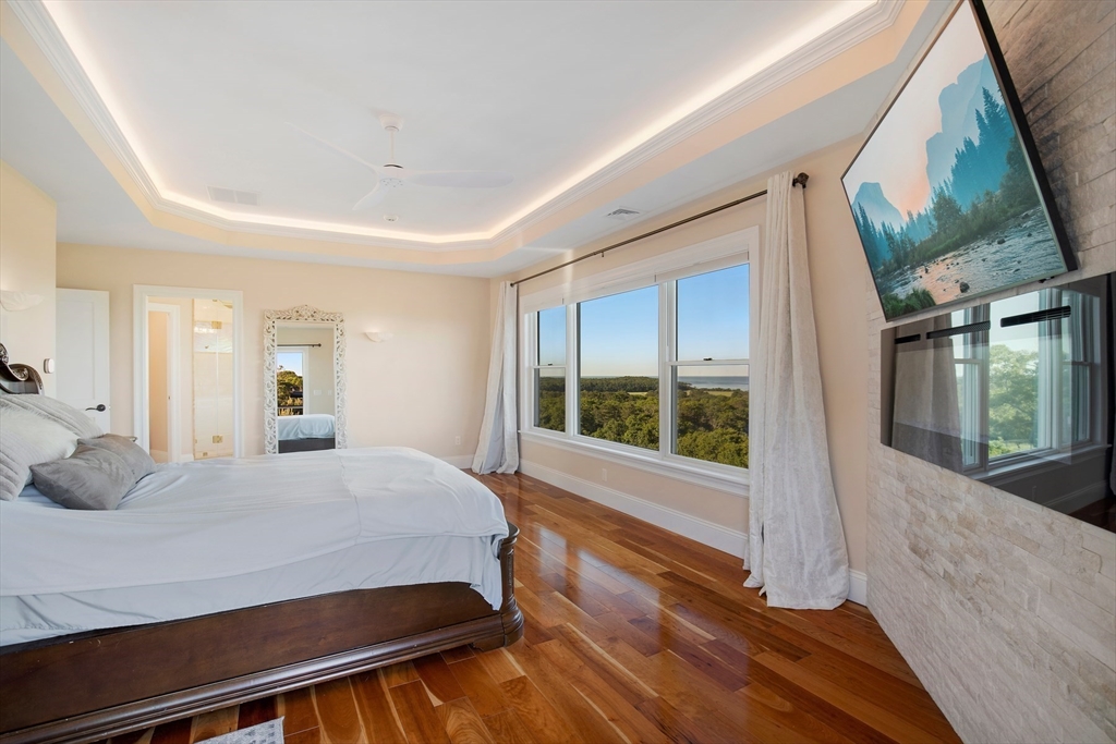 9 Clare Rd