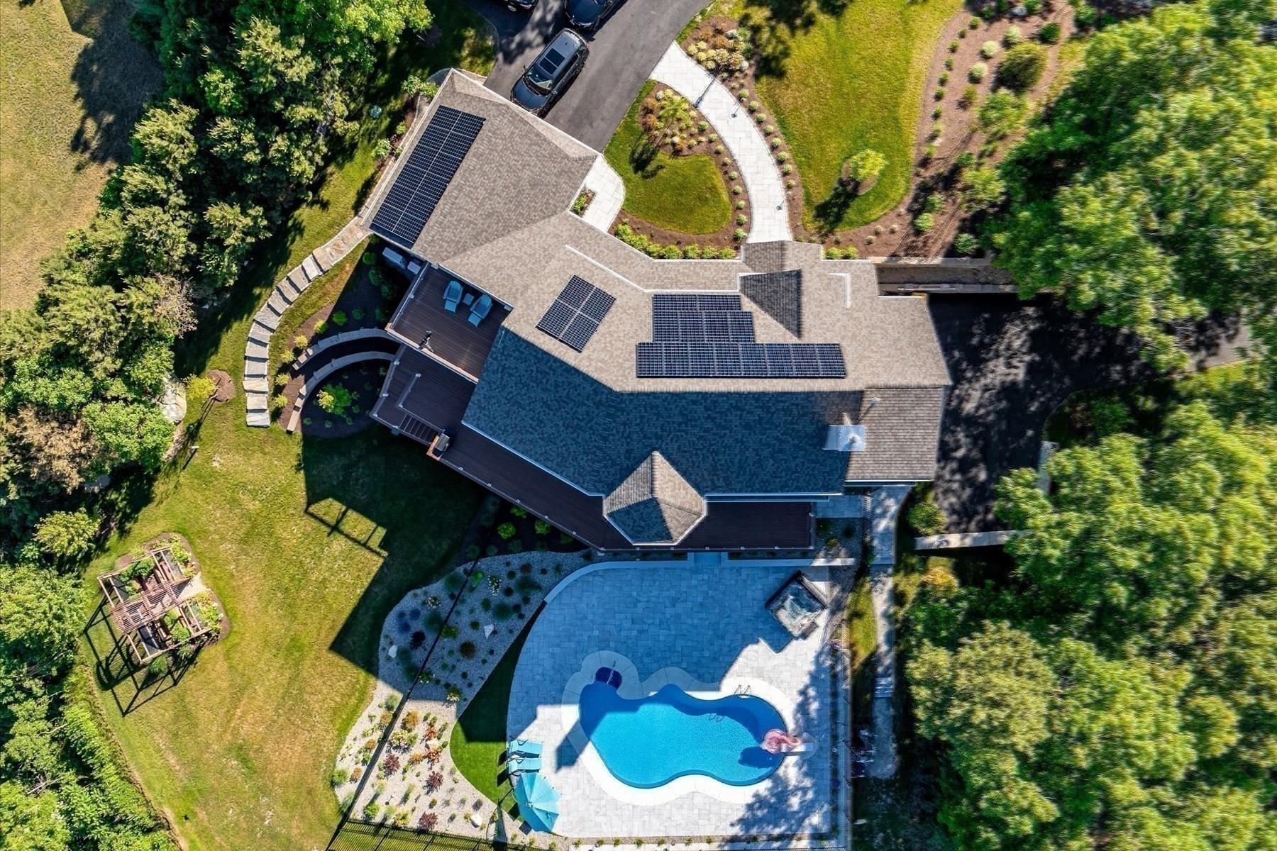 9 Clare Rd