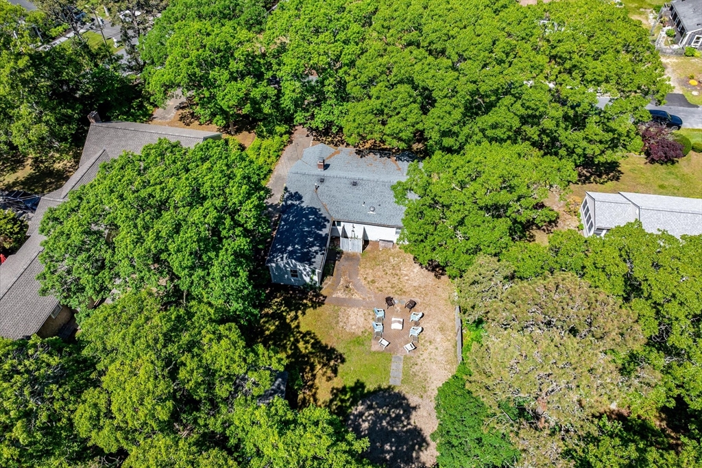 6 Parkwood Ct