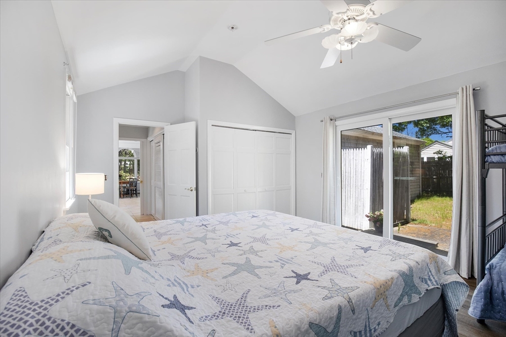 6 Parkwood Ct