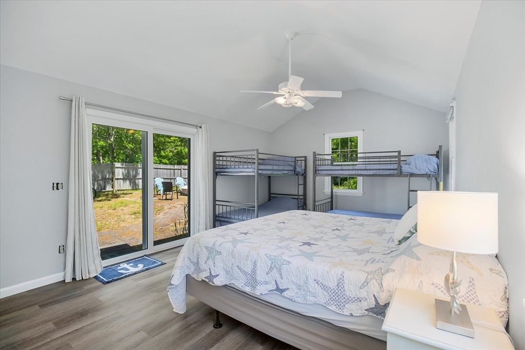 6 Parkwood Ct