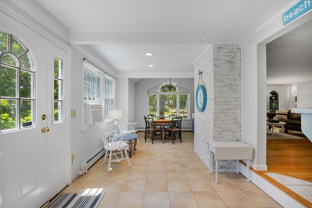 6 Parkwood Ct
