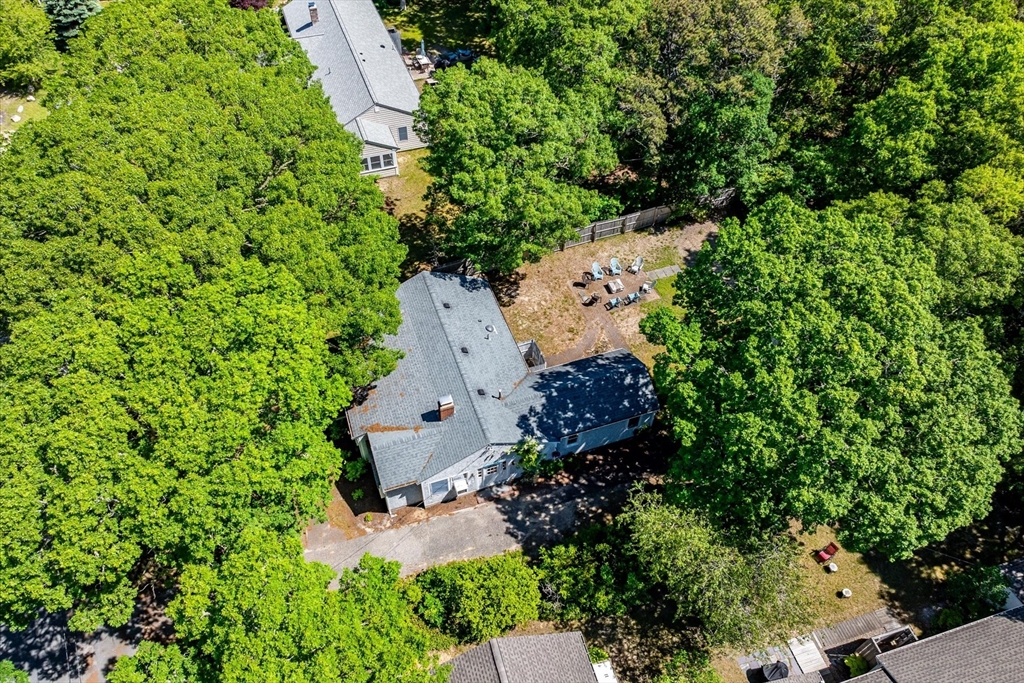 6 Parkwood Ct