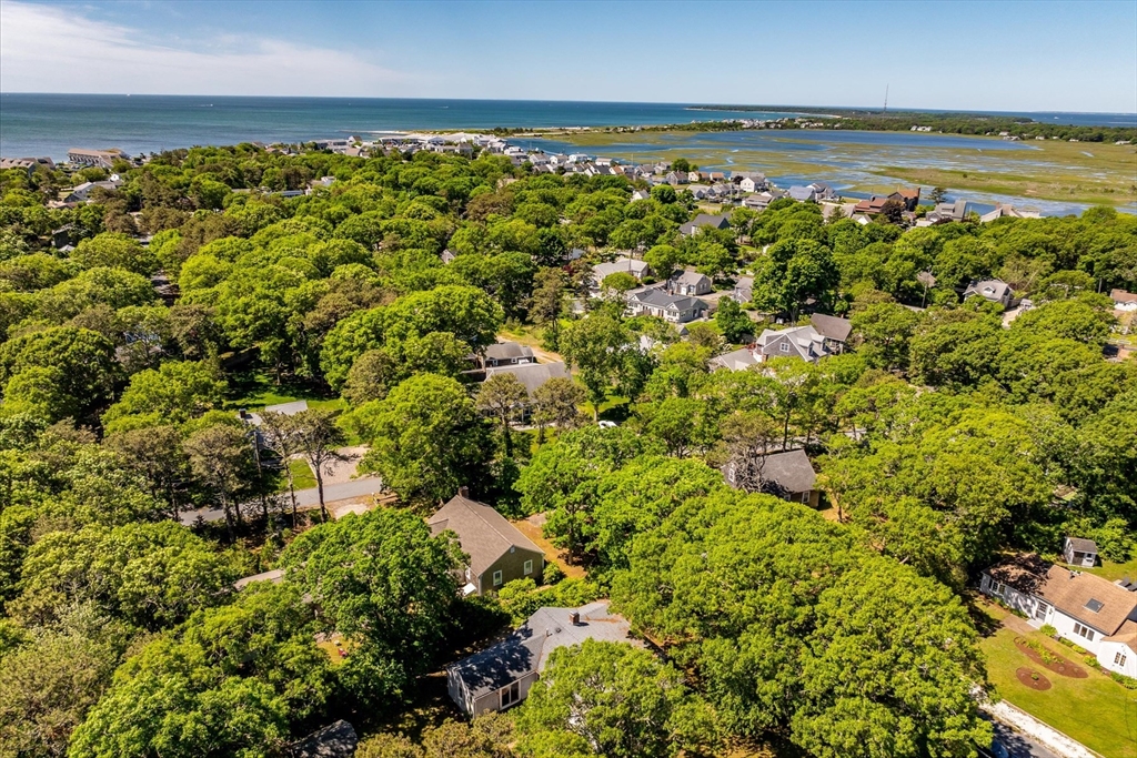 6 Parkwood Ct