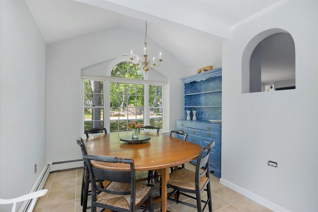 6 Parkwood Ct