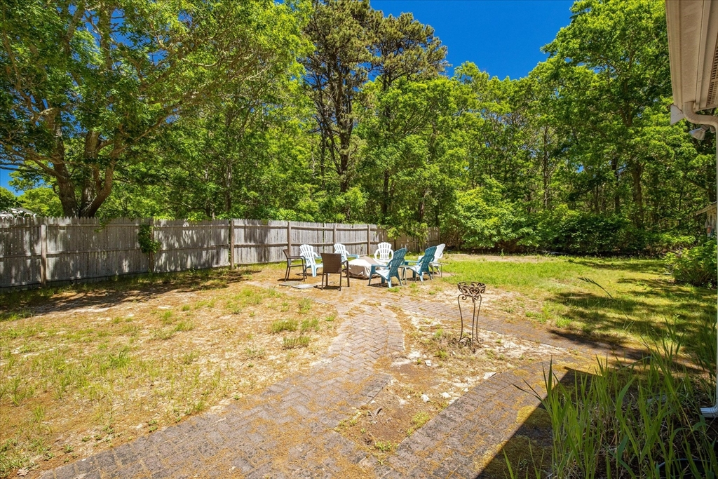 6 Parkwood Ct