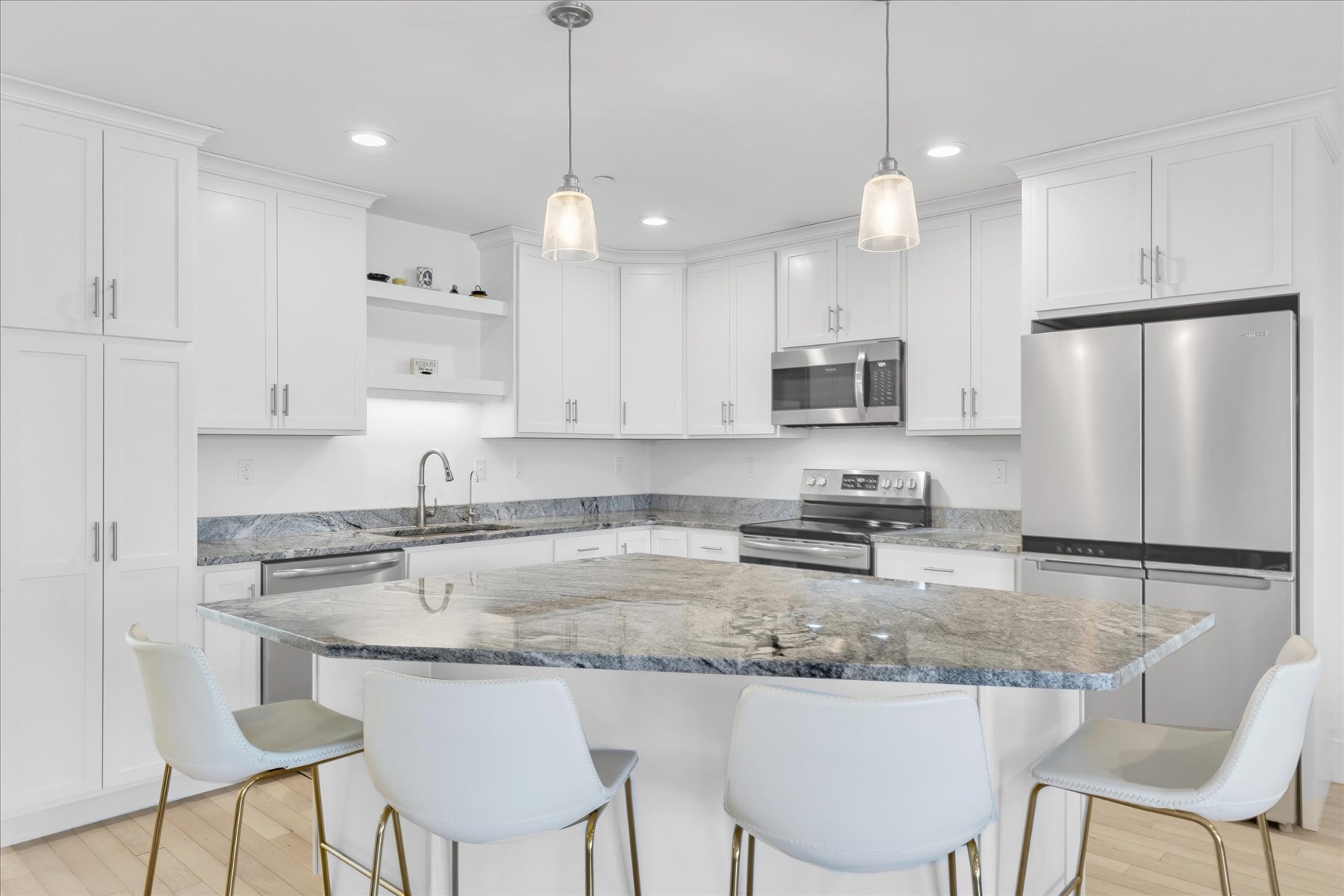 80 Lebaron Boulevard # 7