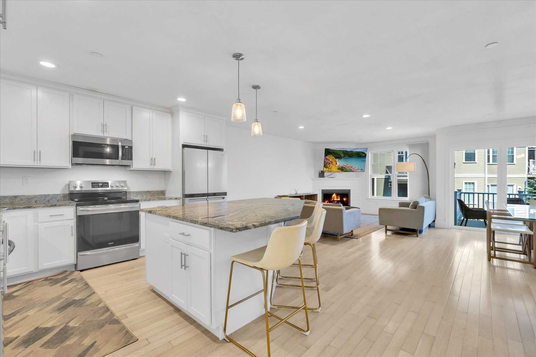 80 Lebaron Boulevard # 7