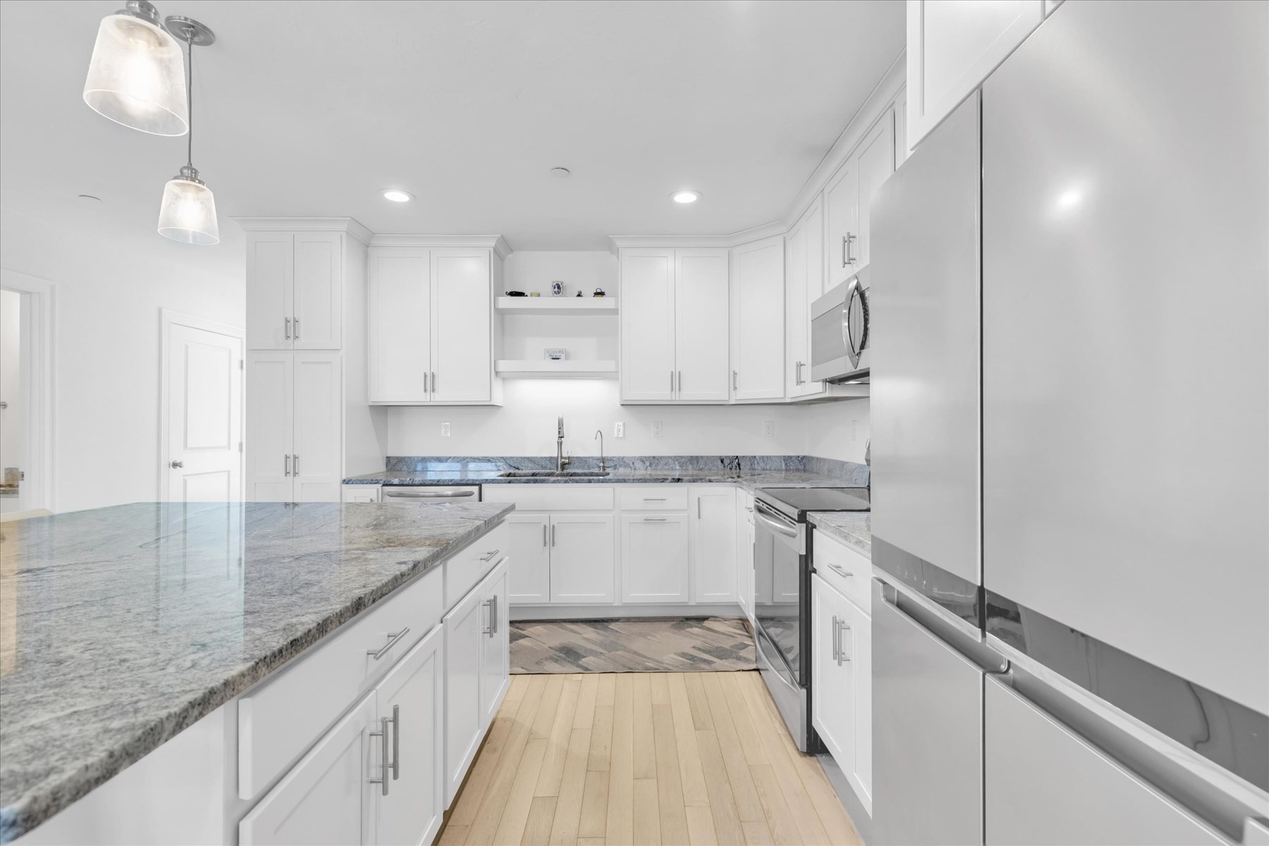 80 Lebaron Boulevard # 7