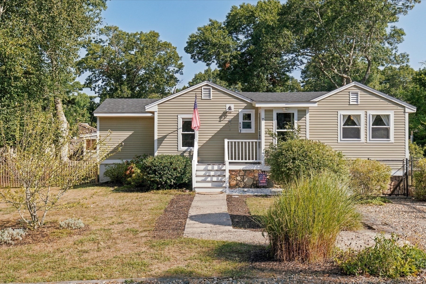 15 Summer St