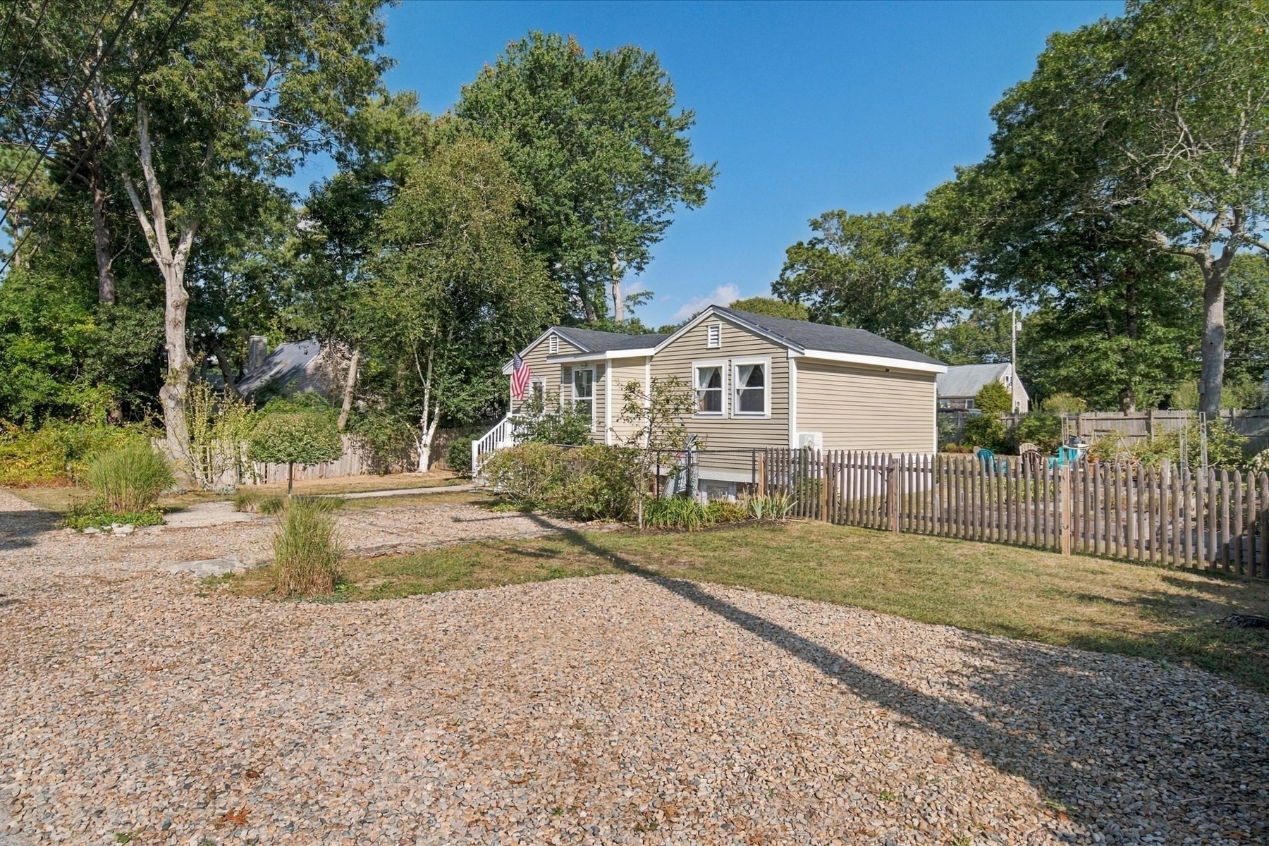 15 Summer St