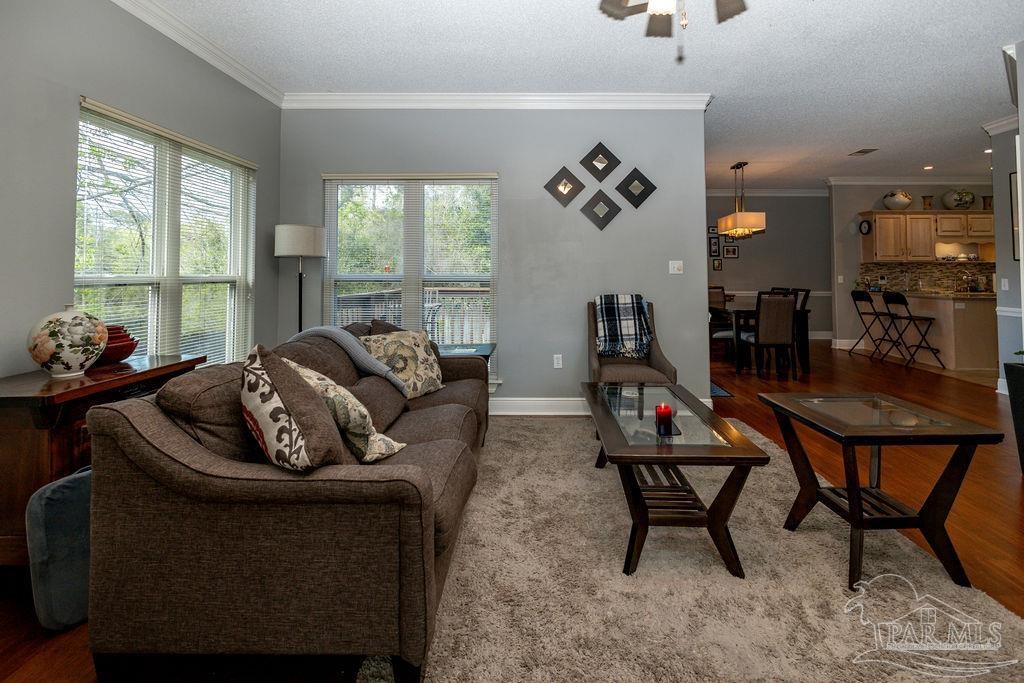 6310 Summer Cir