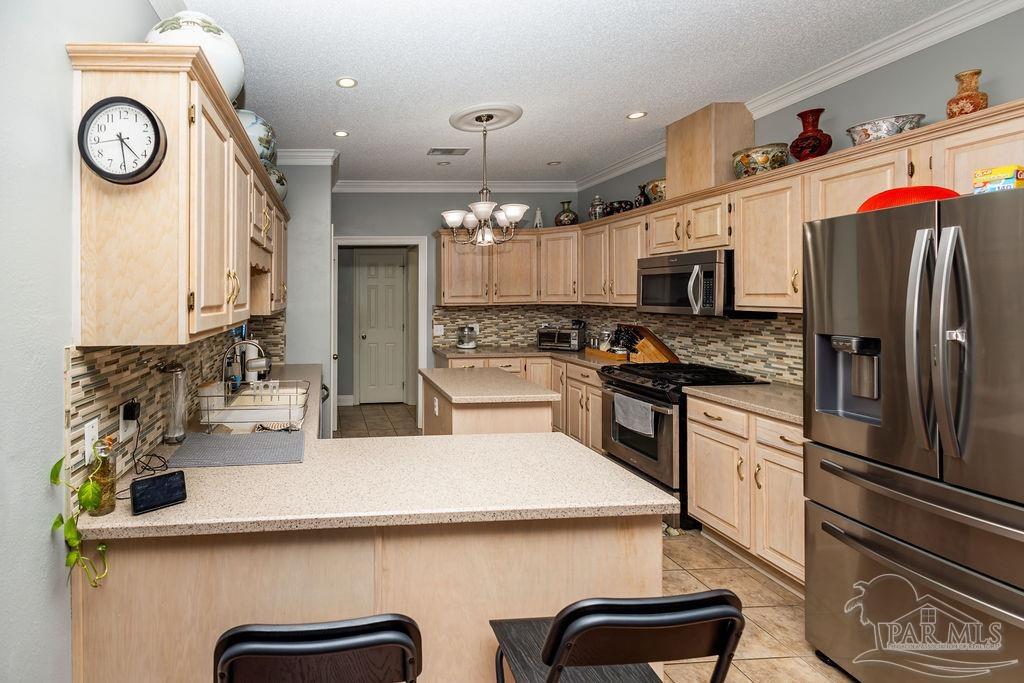6310 Summer Cir
