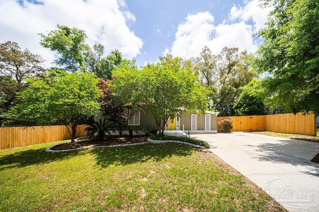 771 Woodmere Dr