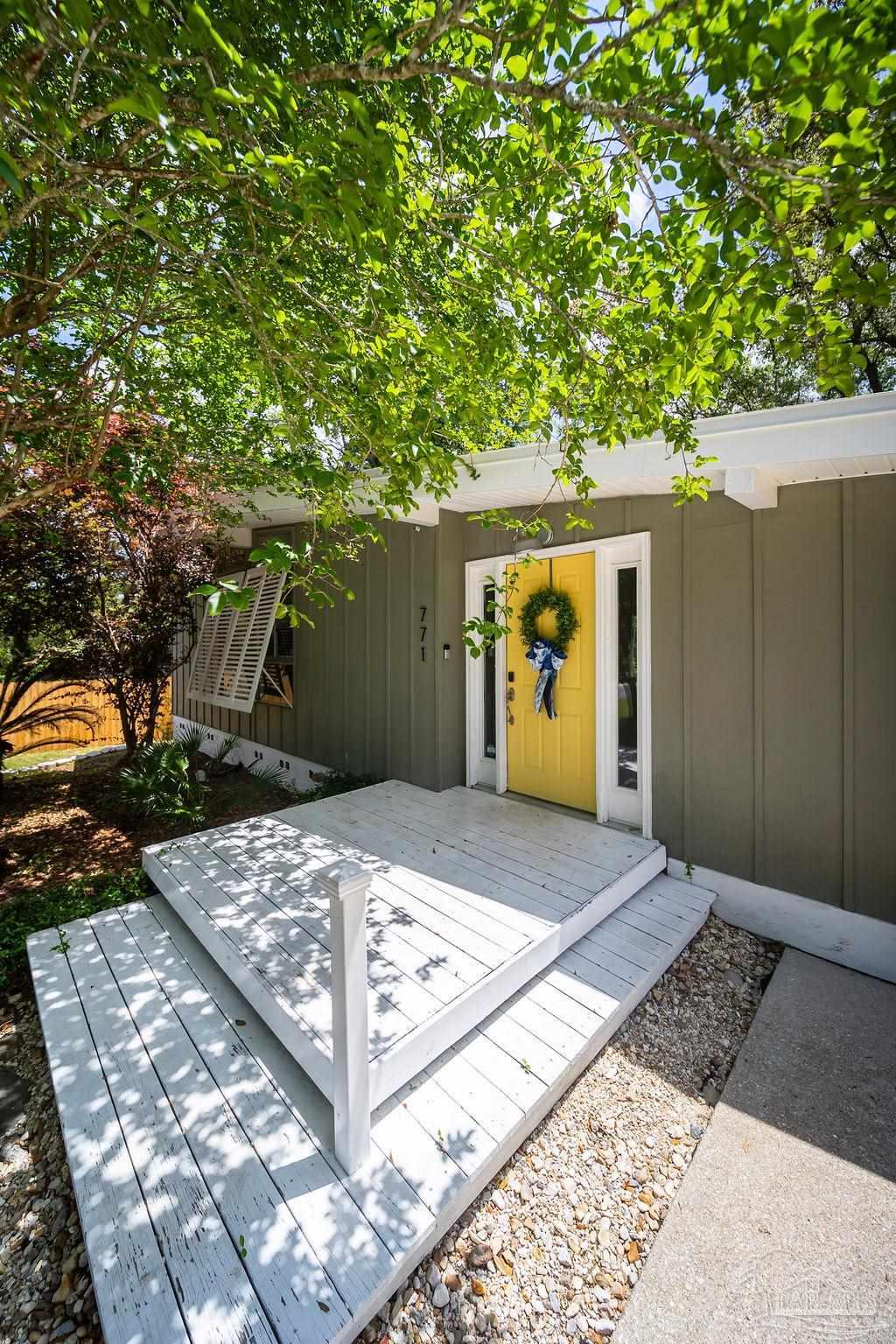 771 Woodmere Dr