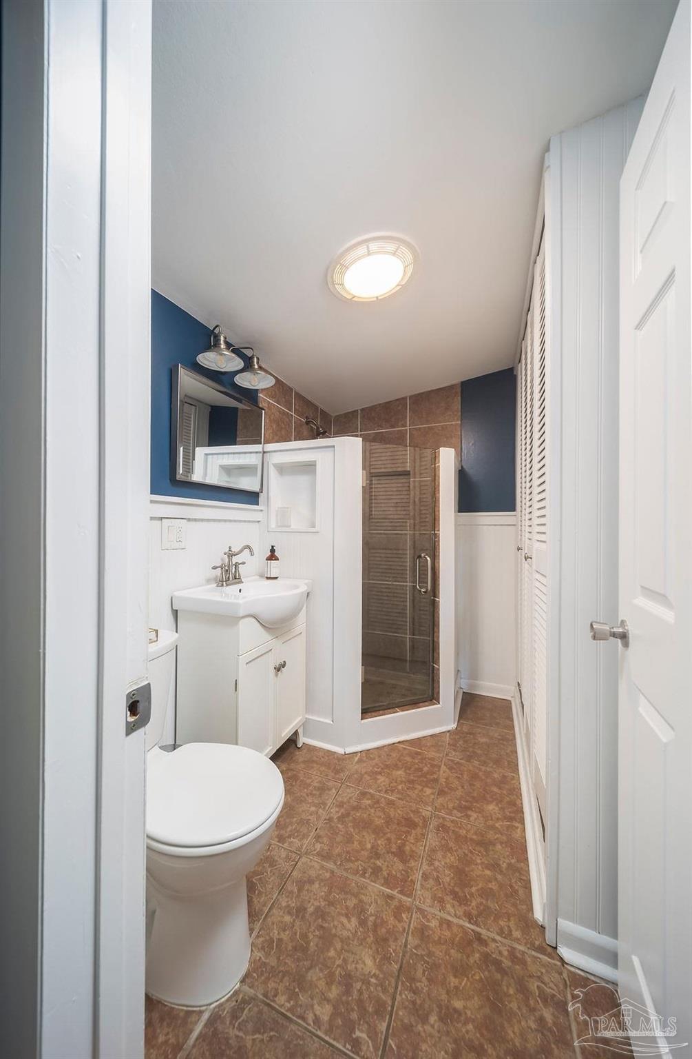 771 Woodmere Dr