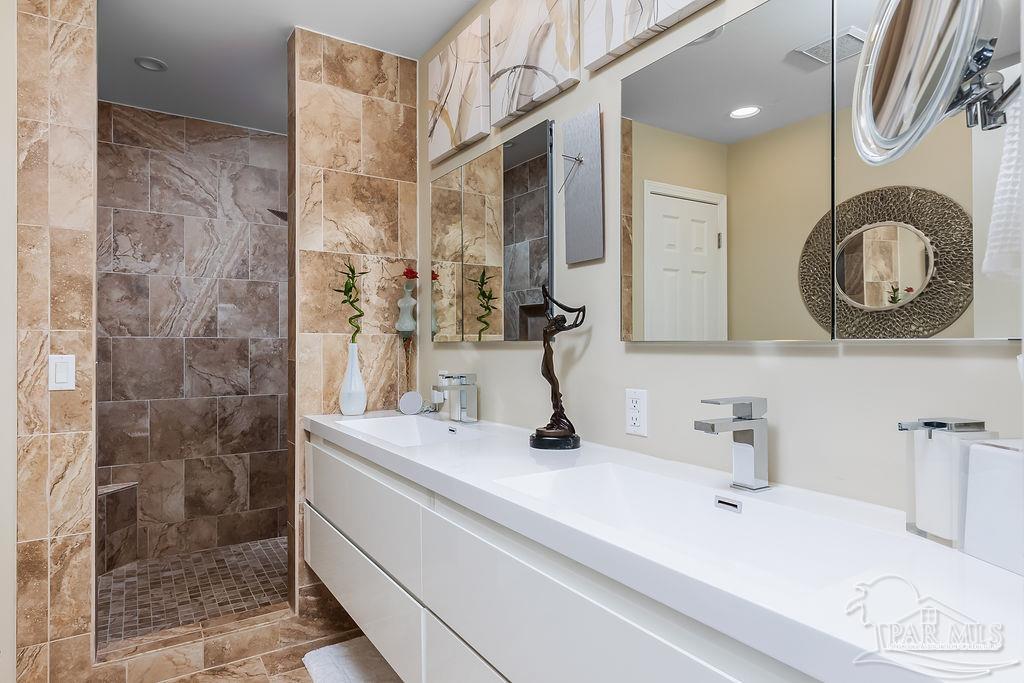 36 Baybridge Dr # 36