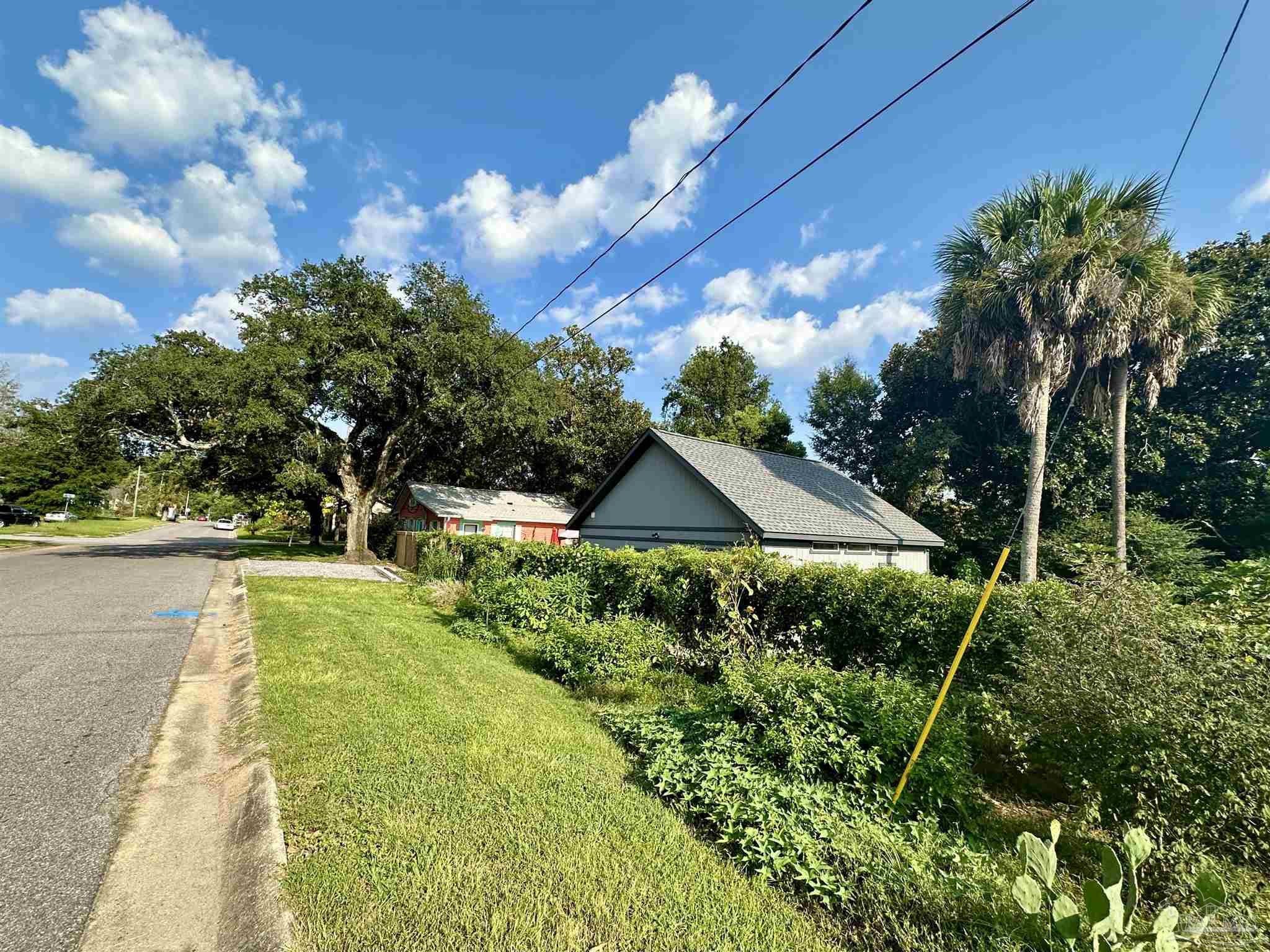 255 N C St