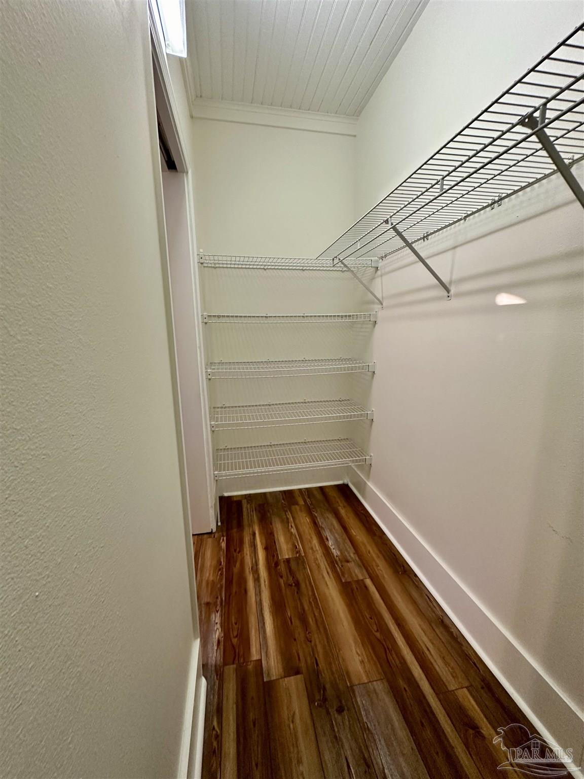 255 N C St
