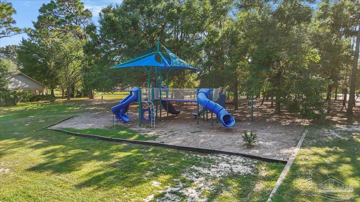 4165 Monteigne Dr
