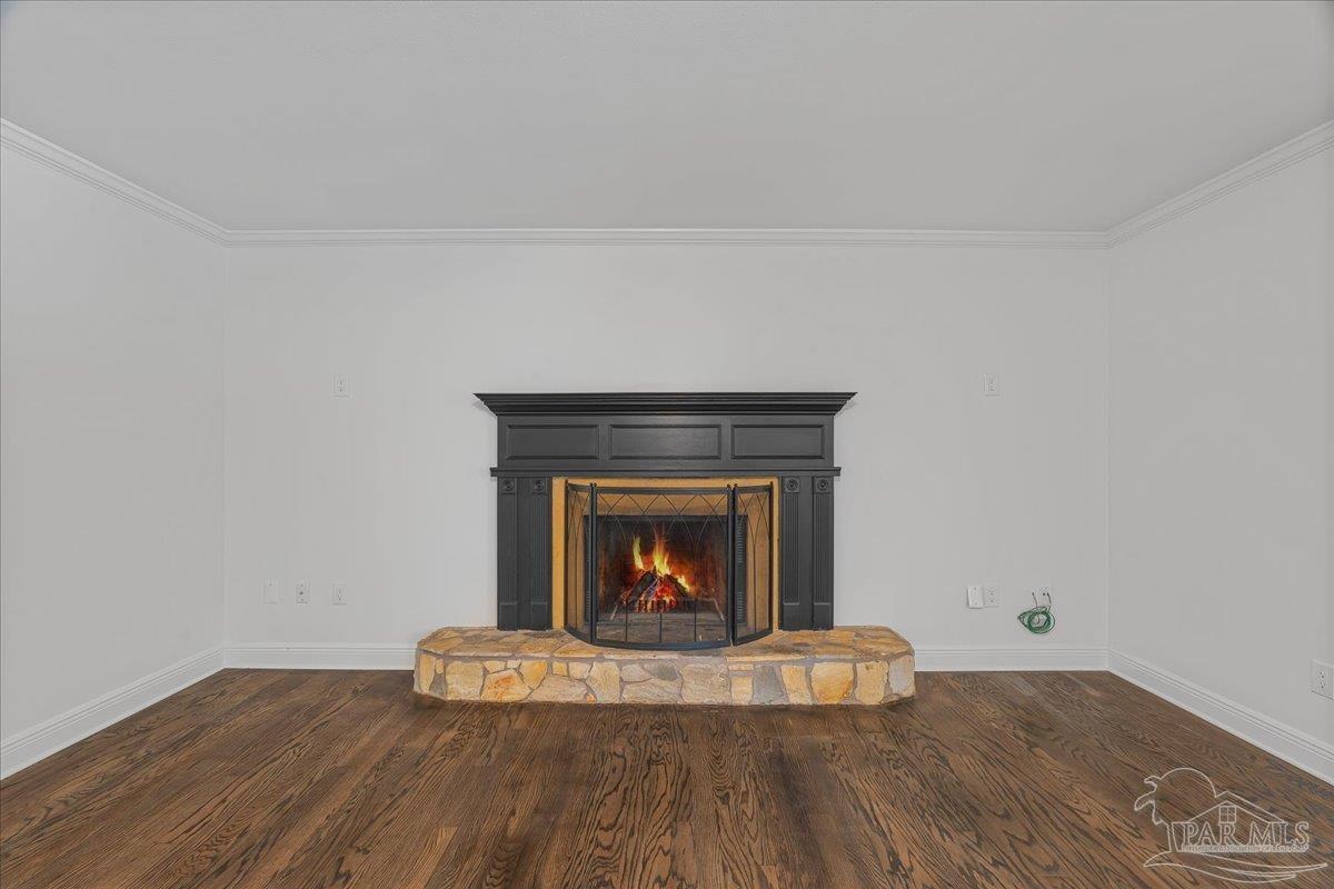 4165 Monteigne Dr