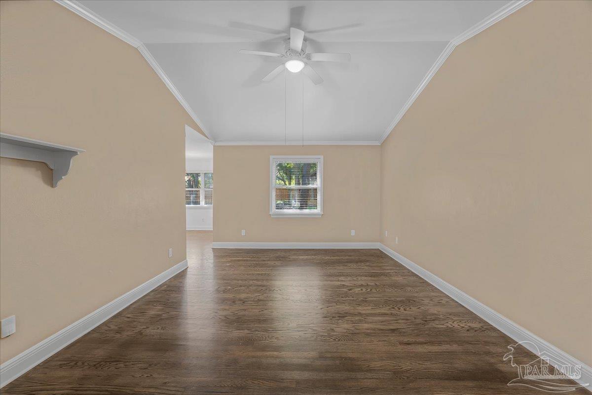 4165 Monteigne Dr