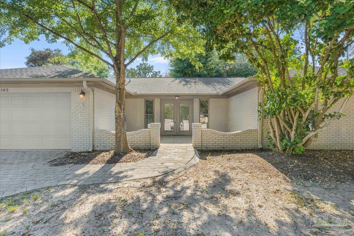 4165 Monteigne Dr