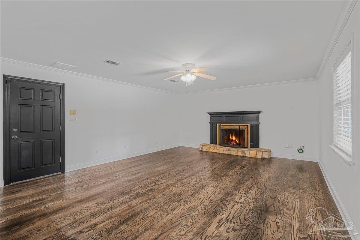 4165 Monteigne Dr