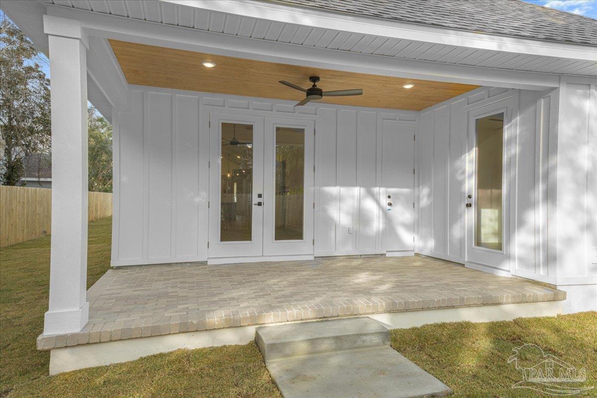 2807 E Gonzales St