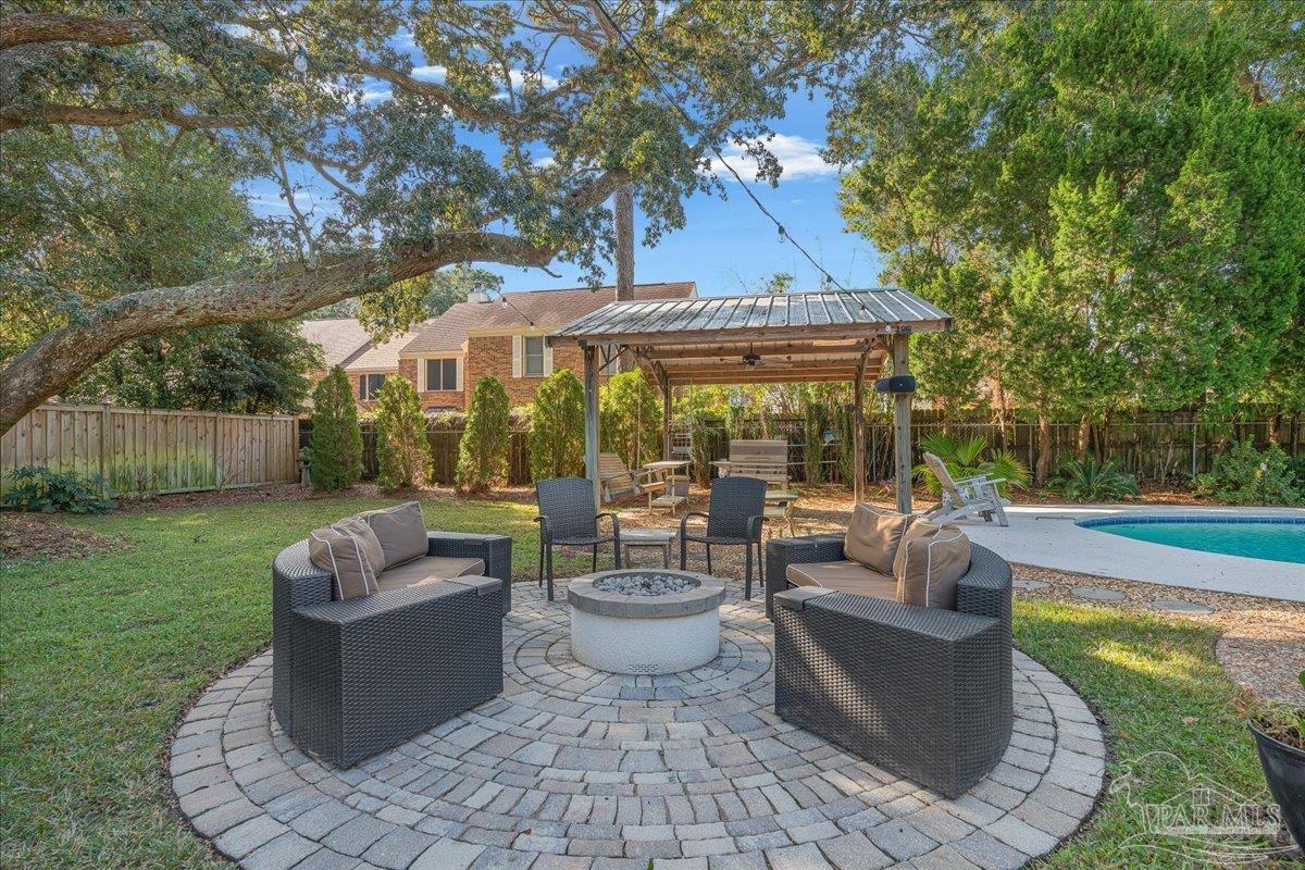 3925 Montalvo Dr