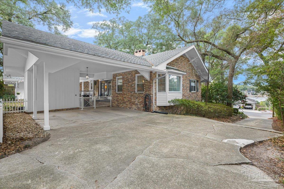 334 Woodbine Dr