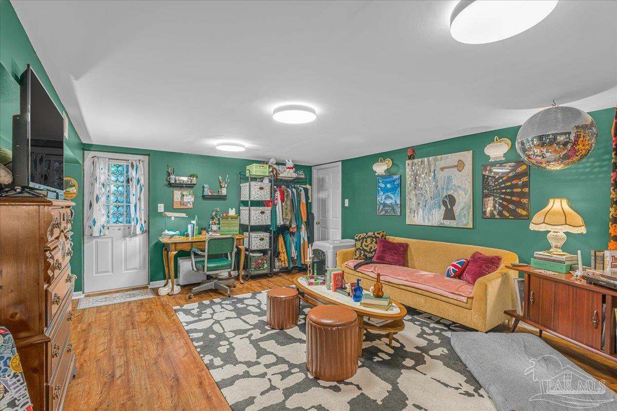 334 Woodbine Dr
