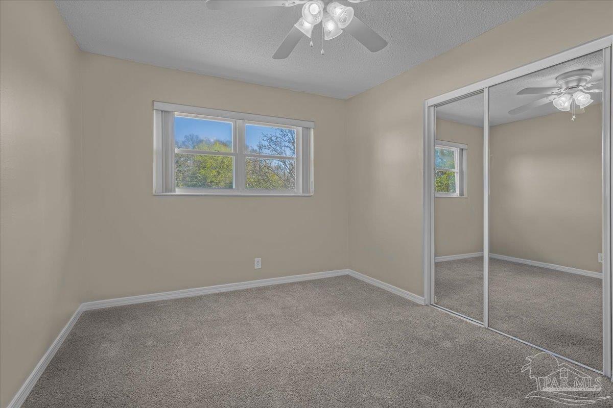 5067 Crestwood Rd