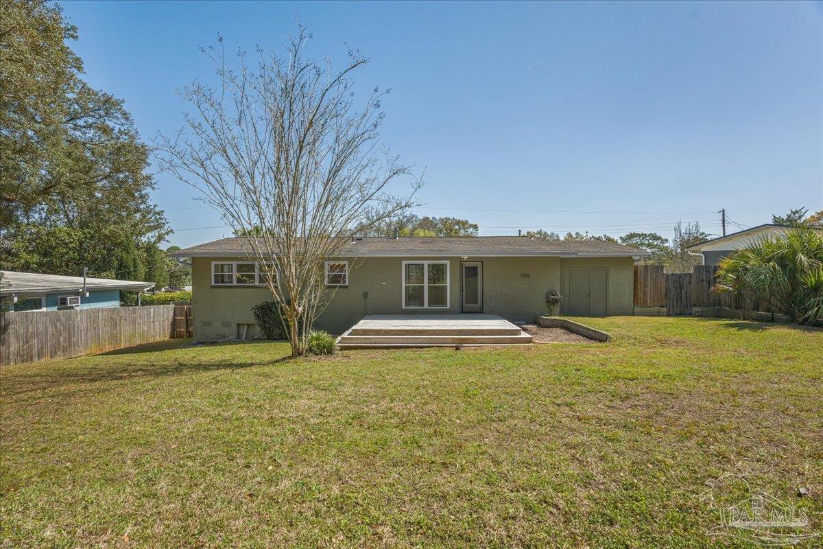 5067 Crestwood Rd