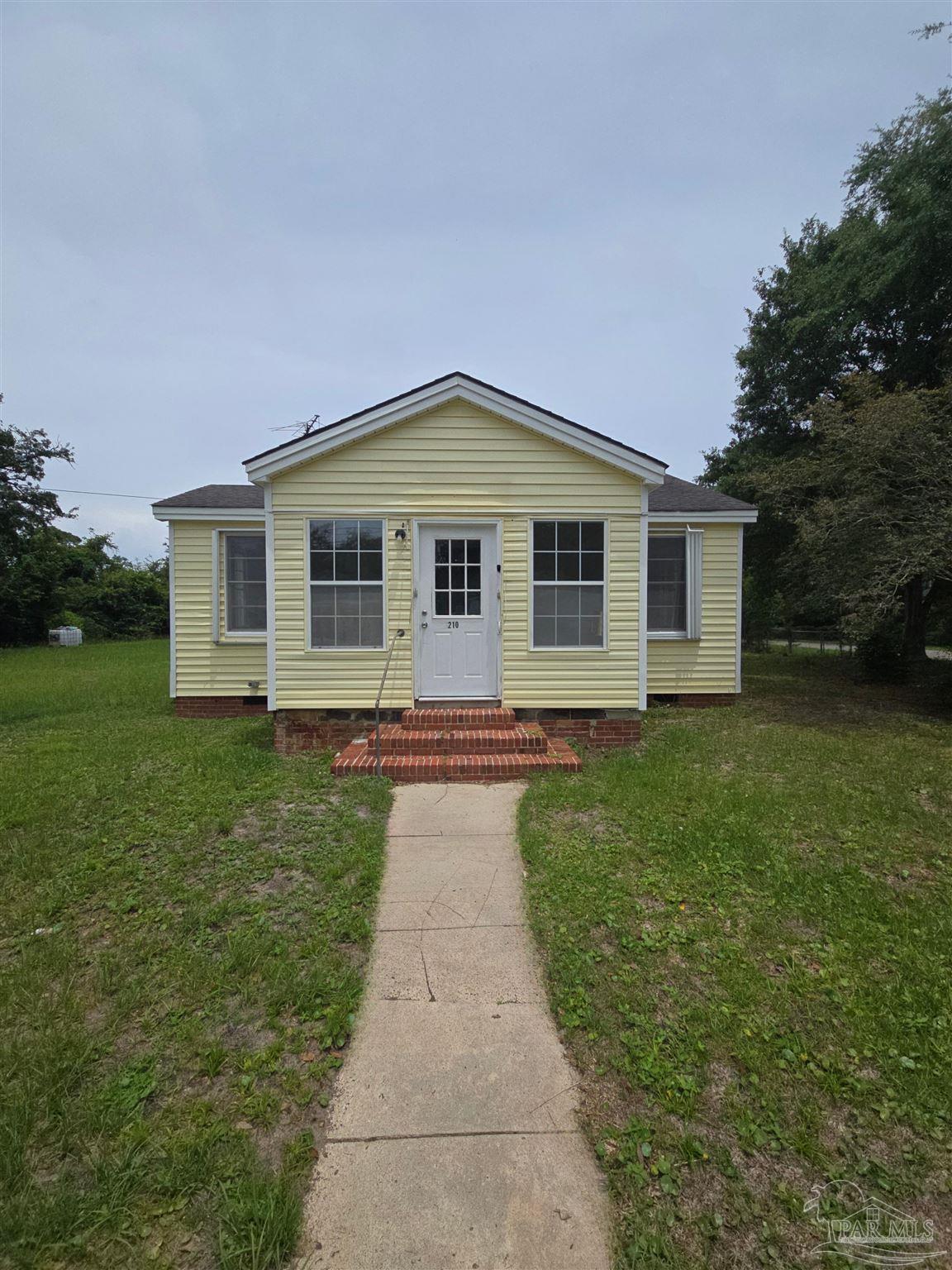 210 S 2nd St
